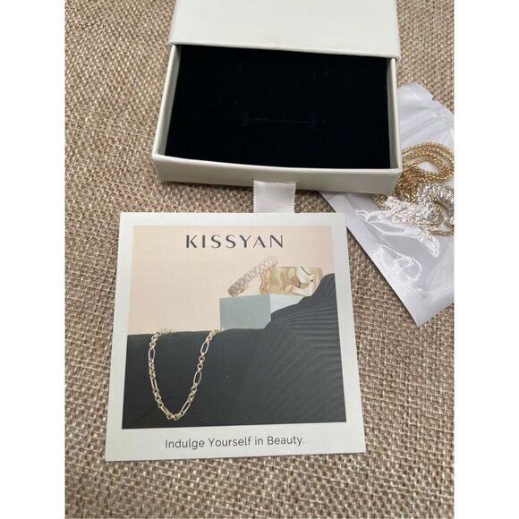 KissYan Bubble C Letter Necklace, 14K Gold Plated Balloon Initial Pendant Box Ch - Picture 4 of 6